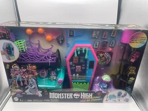 Monster High Student Lounge Playset Mattel NIB - Picture 1 of 4