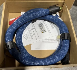 Nordson 274793 Blue Series Hot Melt Glue Hose 8ft 240v 5/16 Nos Surplus - Picture 1 of 3