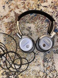 VINTAGE SONY NOISE CANCELING HEADPHONES MDR-NC6-Tested And Works