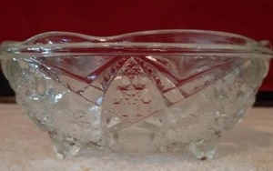 Vintage McKee Glass Toltec Pattern Prescut Clear Bowl-Hobstar & Arches-3 toed - Picture 1 of 3