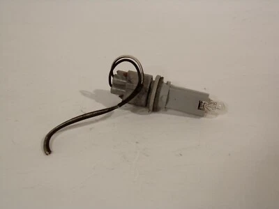 99 00 01 02 1999 FARO SUZUKI ESTIMA PEQUEÑO ENCHUFE ESTACIONAMIENTO COLETA 2 CABLES K1515 Foto 1 de 2