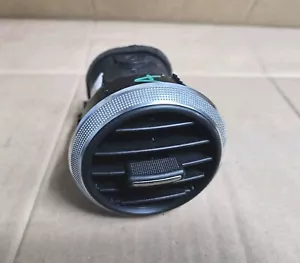 AUDI A3 8P FRONT DASHBOARD HEATER AIR VENT VENTS CHROME RING 8P0820901C 04 12 A - Picture 1 of 18
