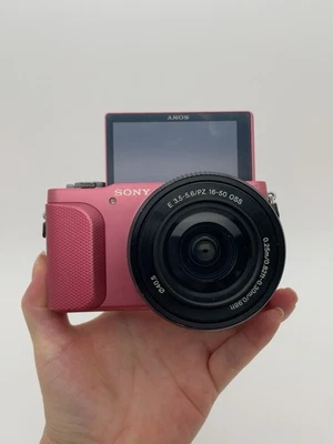 Sony NEX - 3N – 15 Creative Effects, Rich Fun for Creative Shooting - Image 1 of 4