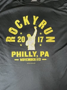CAMISETA ROCKY RUN 11/11/2017 MEDIANA PHILADELPHIA NEGRA LIGERA ABSORBENTE - Imagen 1 de 6