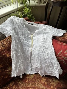 Ladies embroidered Elephant White Sheer Blouse Soft, comfortable fabric Medium - Picture 1 of 16