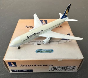 Boeing 767-300 Ansett Australia Schabak 1:600 scale diecast Miniature Aircraft - Picture 1 of 16