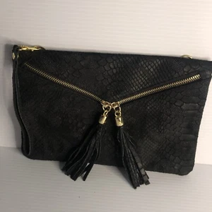 NWOT Sexy Leather Black Clutch Made In Italy Gold Hardware - Picture 1 of 10
