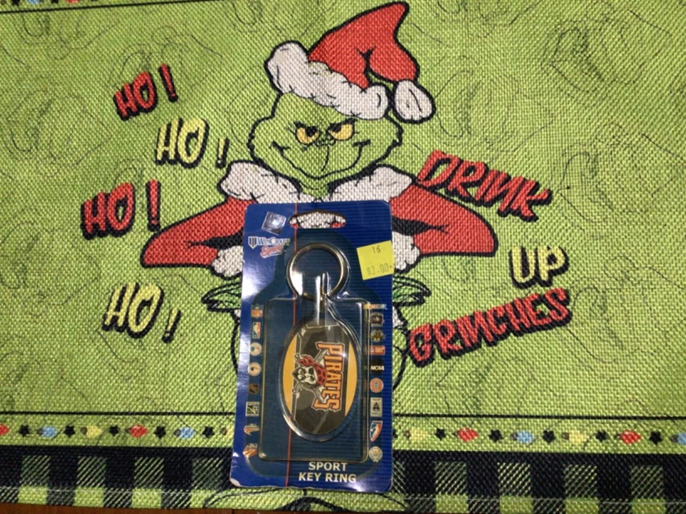 Vintage MLB Pittsburgh Pirates  Old Stock KEY CHAIN  2002 Wincraft New - Image 1 of 1