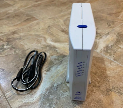 Motorola SURFboard SB4200 38 Mbps Cable Modem High Speed - Image 1 of 4