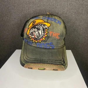 True Religion Hat Men's One Size Leather Embroidered Bulldog Y2k Devil Dogs Rare - Picture 1 of 6