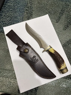 Hen & Rooster Bowie Hunter Knife 5-3/8 Blade Bone Handle HR-4800 w/JF Sheath - Image 1 of 4