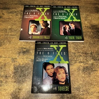 Lot Of 3 X-Files T.V. Show Chapter Books Chris Carter, Les Martin, Ellen Steiber - Image 1 of 2