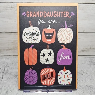 Tarjeta de felicitación de Halloween para nieta lámina negra calabazas sello Foto 1 de 4