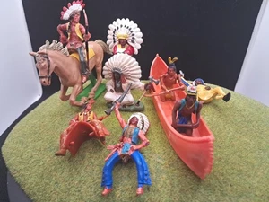 BRITAINS Native American Indians Vintage 1971 Figures Lot #21 - Picture 1 of 4