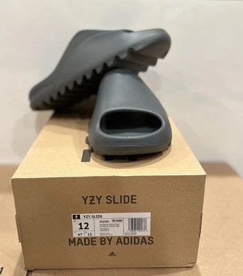 Adidas Yeezy Slide Gris Pizarra (TALLAS 6-13 | 100% AUTÉNTICO CON RECIBO) ID2350 Foto 1 de 3