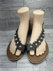 Patrizia Sandal Womens 9 Pewter Setrella Toe Loop Flower Pearl Studded Slingback - Picture 1 of 12