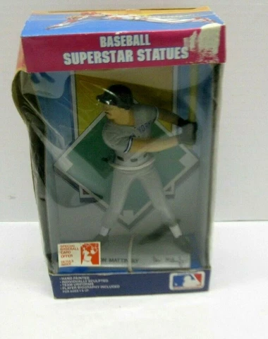 MLB New York Yankees Don Mattingly Baseball Superstar Statue Limited Series 88 Cover