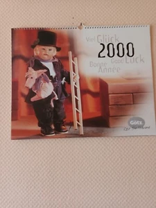 Millennium Kalender GÖTZ PUPPENFABRIK Künstlerpuppen Fotos Autogramme 48 x 38 - Bild 1 von 18