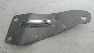 1997-2004; C5; Front Fender Attachment Bracket; RH Passenger; USED Corvette - Picture 1 of 2