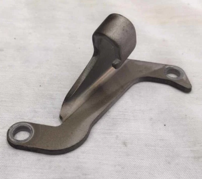 Soporte de cable de embrague Yamaha Stryker V Star XVS 1300 2011-2017 OEM 27D-15441-00-00 Foto 1 de 4