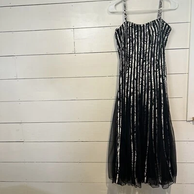 NWT Cartise Formal Vertical Stripe Black & White Dress Size 6 Retail $256 - Image 1 of 4