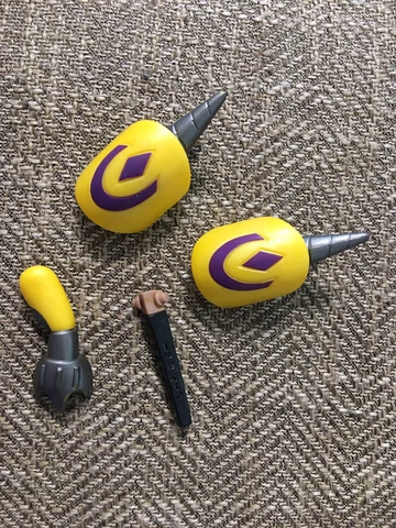 Deluxe Digimon Digivolving Armadillomon Playset Lot Accessories Parts Dial Claw Cover