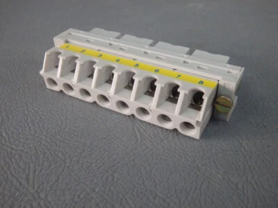 CCA608 - MERLIN GERIN - Cca 608 / Connectors 8 Points Used - Image 1 of 3