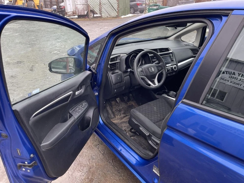 Honda Fit 2015-2020 pilar a izquierdo azul PC: B593M 1,5 L MT TRACCIÓN DELANTERA 122 K -LX- 61866 Foto 1 de 4