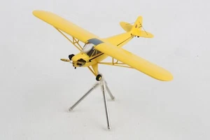 PIPER J-3 CUB REG: NC38759 - GEMINI JETS GGPIP015 1/72 - Picture 1 of 4