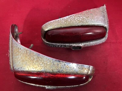 Задние фонари 1949-1950 Kaiser Fraiser - пара - Изображение 1 из 4