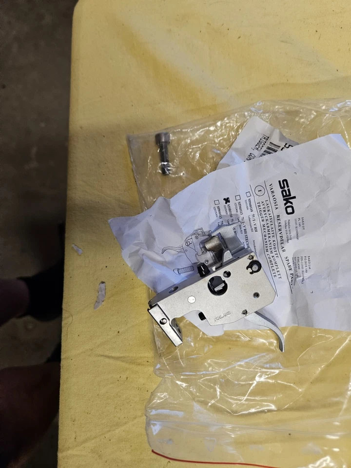 GATILLO SAKO 75 U 85 NUEVO Foto 1 de 2