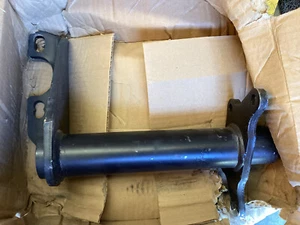 Bendix Bracket Assembly K076538 - Picture 1 of 3