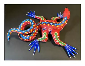 OAXACAN WOOD CARVING JUAN CARLOS SANTIAGO LIZARD; OAXACA MEXICAN ART; Signed - Picture 1 of 8