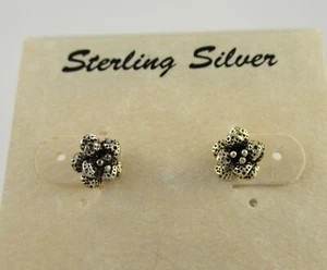 .925 Sterling Silver Flower Earrings Stud Small Cute - Picture 1 of 2