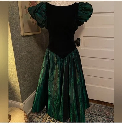 Vintage dark green velvet / satin puff sleeve midi tea length formal gown Carol - Image 1 of 4