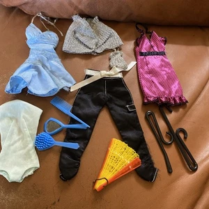 Vintage Barbie Clothes And accessories lot 80’s - Picture 1 of 10