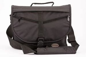 Mantona Kameratasche Fototasche Schultertasche camera bag Schwarz universal - Picture 1 of 4