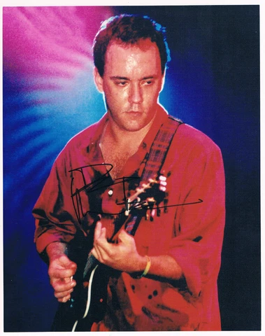 Dave Matthews 1967- genuine autograph photo 8"x10" signed In Person Cover