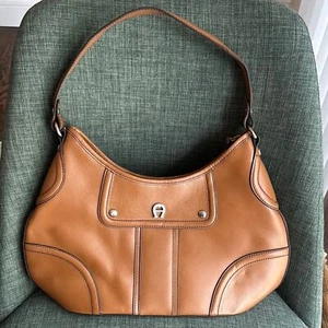 Etienne Aigner women classic brown tan shoulder bag purse fall spring every day - Picture 1 of 11