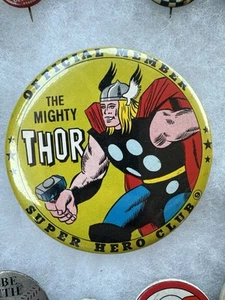 Mighty Thor SUPER HERO CLUB pulsante pin-back 1966 pulsante mondo MARVEL RARO - Foto 1 di 4
