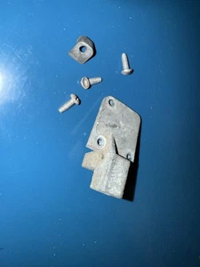 1955 1956 Corvette Wiper Motor Cable Mounts  - Bild 1 von 3