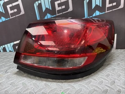 Lámpara derecha pasajero luz trasera Chevrolet SS Caprice 2014-2017 fabricante de equipos originales Foto 1 de 4