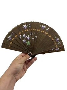 Victorian Brise Fan - Vintage Hand Painted Wooden Hand Fan - Floral - Bild 1 von 8