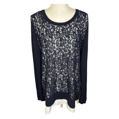 Suéter Simply Vera Vera Wang para mujer grande con superposición de encaje azul marino y blanco Foto 1 de 4