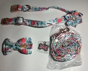 Juego de collar y correa para perro flores y pajaritas accesorios con etiqueta pequeña - Imagen 1 de 6