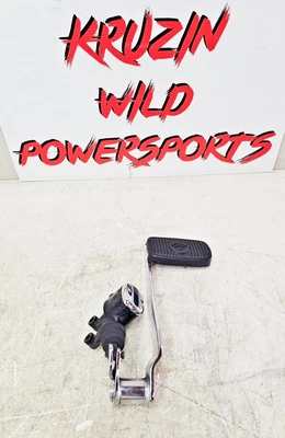 Harley Electra Glide 2008 pedal de freno trasero cromado + cilindro maestro Foto 1 de 4