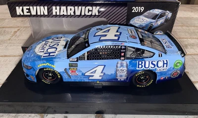 Kevin Harvick #4 Busch Light 2019 Ford Mustang 1:24 NASCAR Action Lionel Diecast - Image 1 of 4