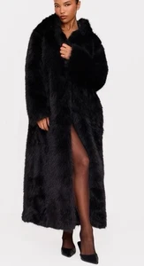 Maxi cappotto PrettyLittleThing nero con cappuccio in pelliccia sintetica XS - Foto 1 di 11
