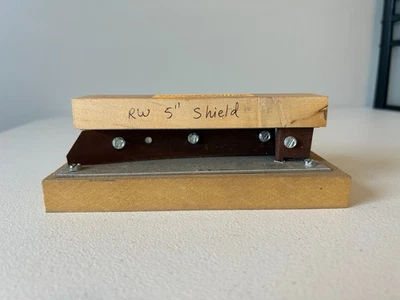 The Little Chopper archery feather cutters - Image 1 of 4