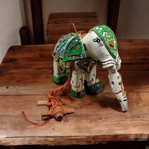 Silla de montar verde elefante marioneta de madera birmana marioneta de cuerda marioneta juguete de arte popular asiático - Imagen 1 de 17